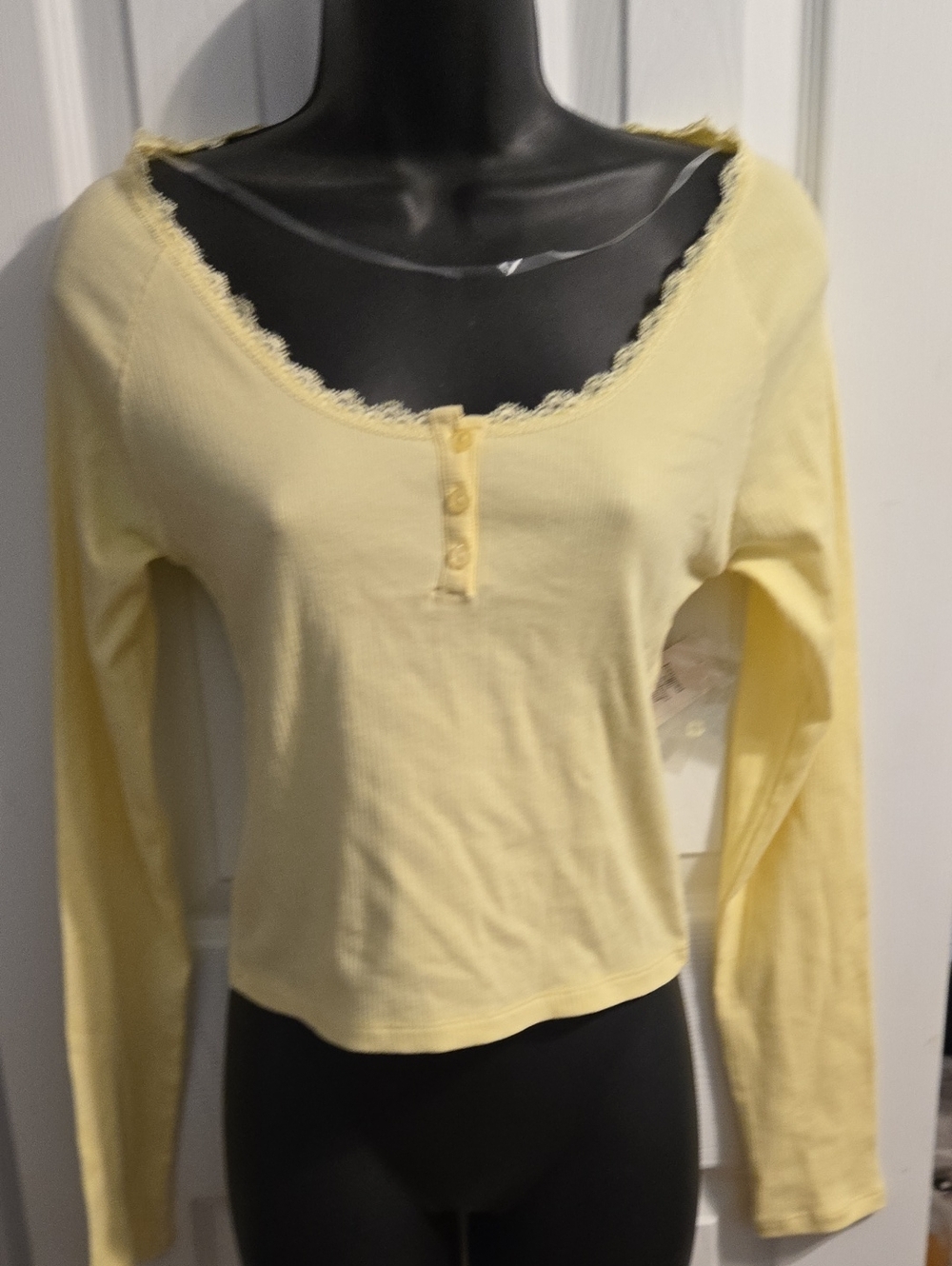New Cute Yellow Top